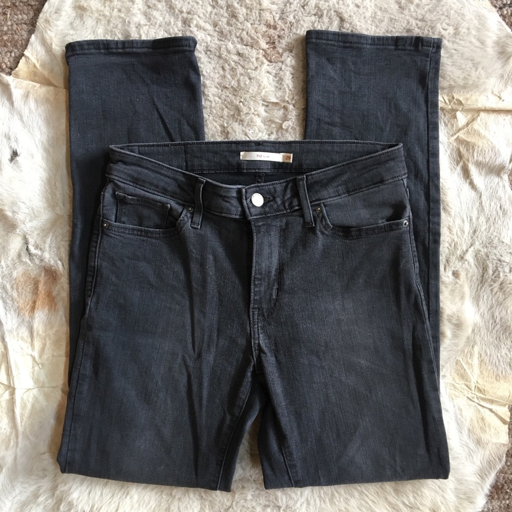 Levi’s 712 Slim Jeans Dark Wash